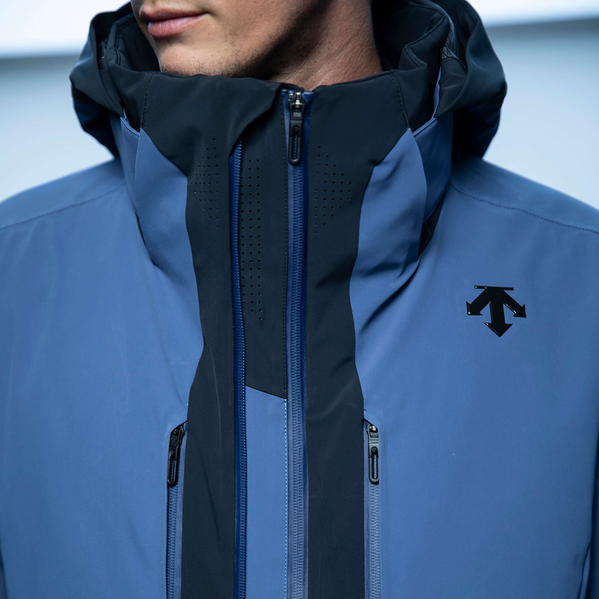DESCENTE | SWISS JACKET