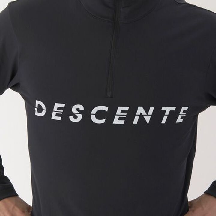 CHEST LOGO T-NECK image number 9