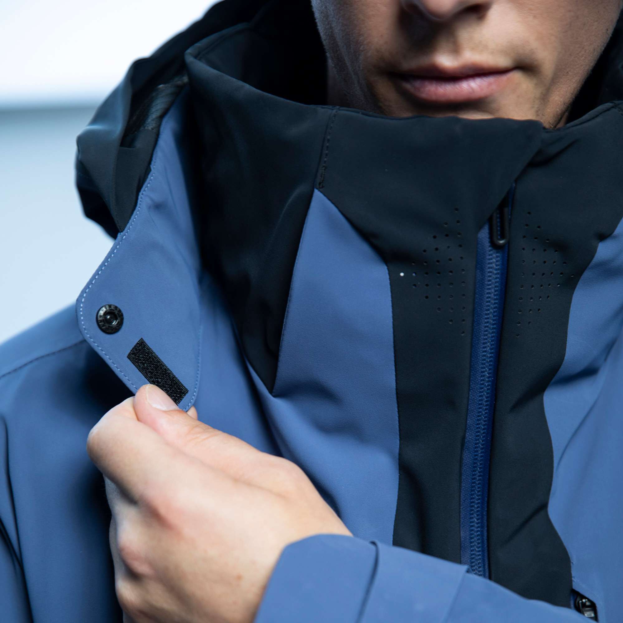 DESCENTE | SWISS JACKET